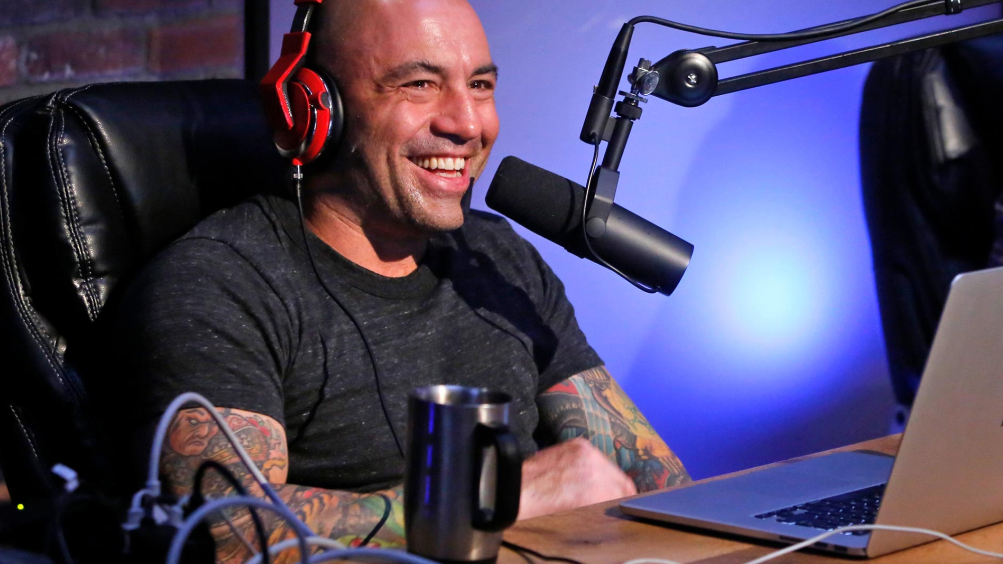 Getting BIG Name Guests On Your Podcast